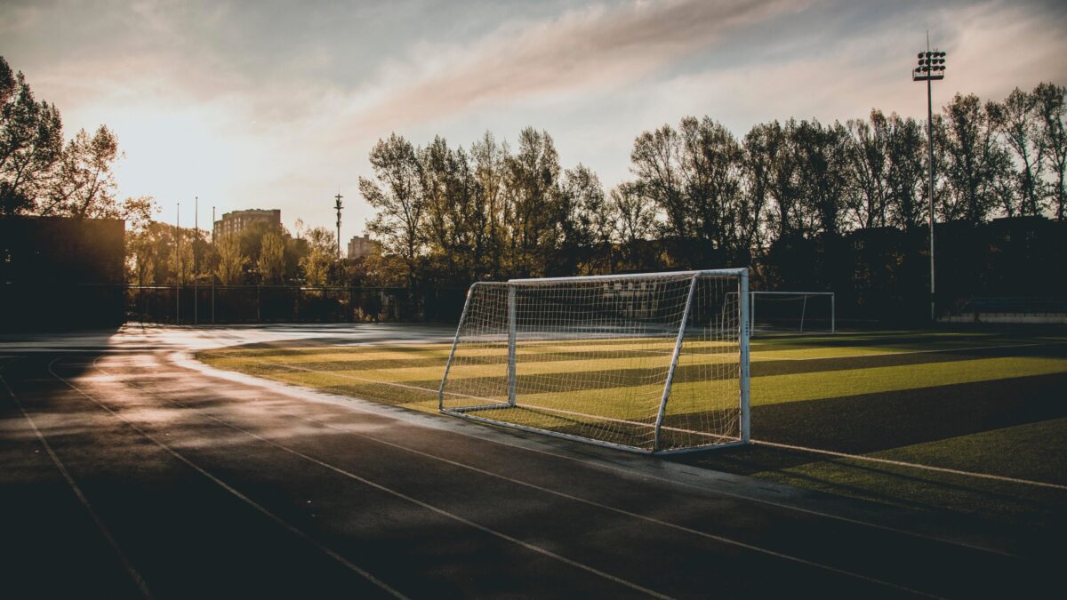 How Does Goal Setting Improve Performance In Sport?